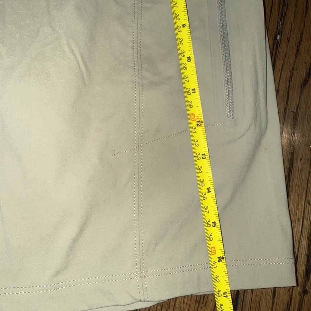 Columbia Women's Omni-Shield Advanced Repellency Taupe Skort Size 6 Outdoor - Picture 5 of 11